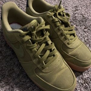 Nike Air Force 1 Low Premium ‘Green Gum’ AQ0117-300